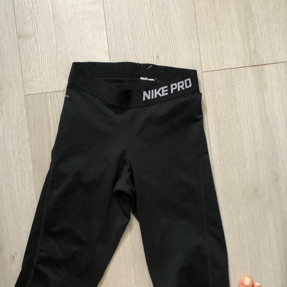 Nike Pro leggings capris - Picture 1 of 3